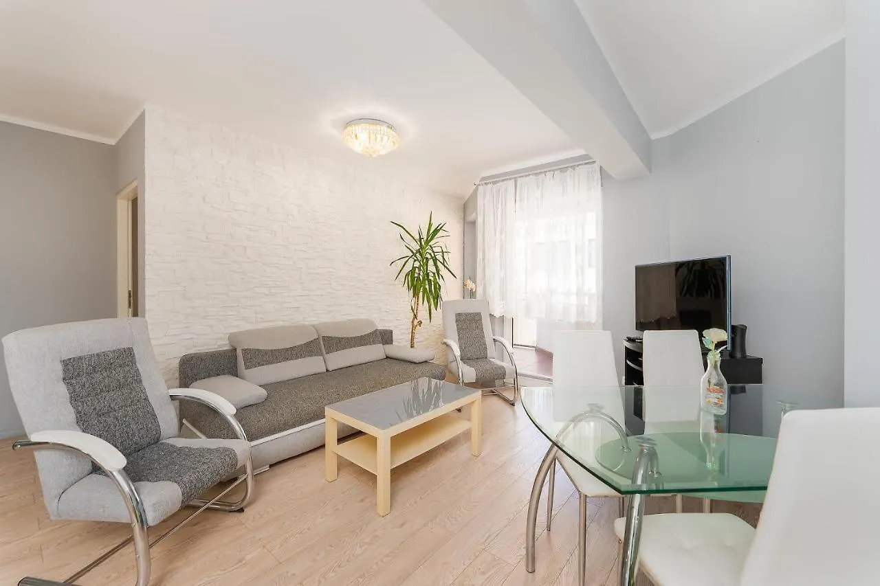 Apartment Port Kolobrzeg Cicha Street By Jantar Apartamenty Kolberg